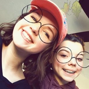 Meet your Posher, Macie